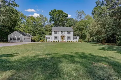 2801 Princess Anne St, Hopewell, VA 23860