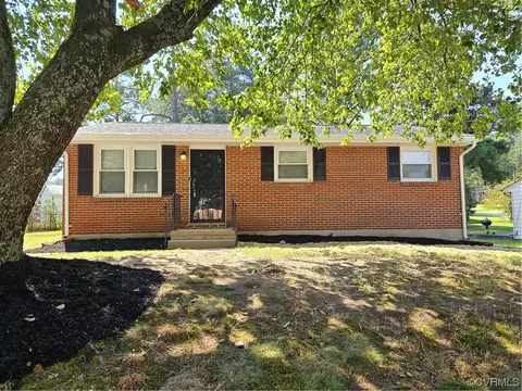 1516 Circle Dr, Petersburg, VA 23803