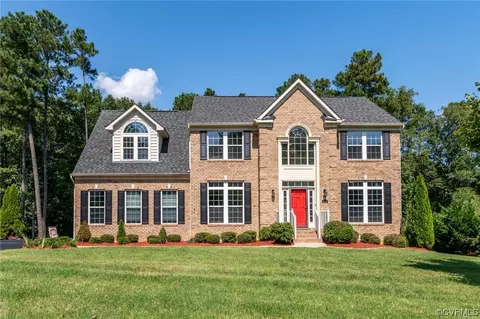 5255 Beachmere Ter, Chester, VA 23831