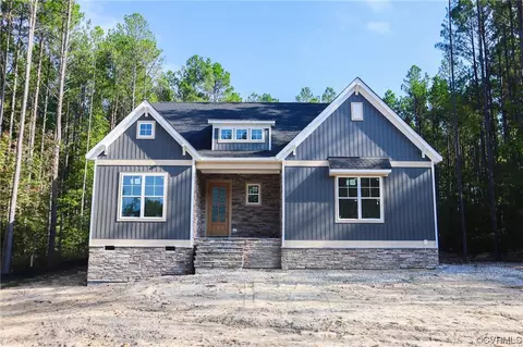 8437 Mckibben Dr, Chesterfield, VA 23838