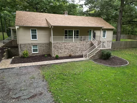 4200 Haupts Ln, Henrico, VA 23231
