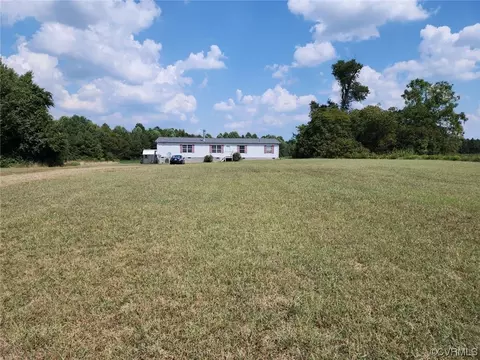854 Fernlea Rd, Tappahannock, VA 22560