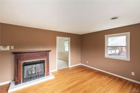 5812 Sutherland Dr, Sutherland, VA 23885 photo 4