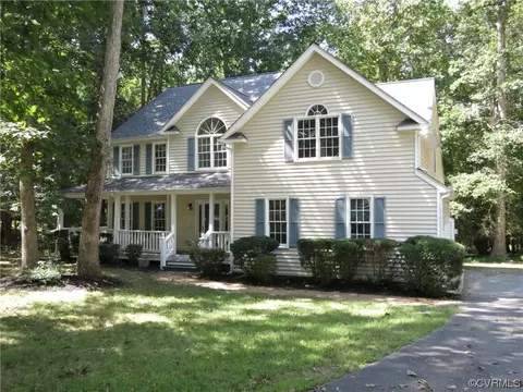 7909 Pleasant Pond Ln, Chesterfield, VA 23832