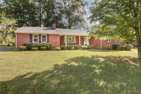 5696 Broad Street Rd, Kents Store, VA 23084