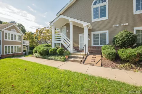 4681 Four Seasons Ter #E, Glen Allen, VA 23060