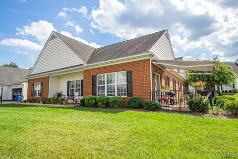 7380 Dress Blue Cir, Mechanicsville, VA 23116