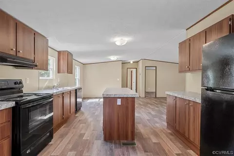 10708 Winterham Rd, Amelia Court House, VA 23002 photo 4