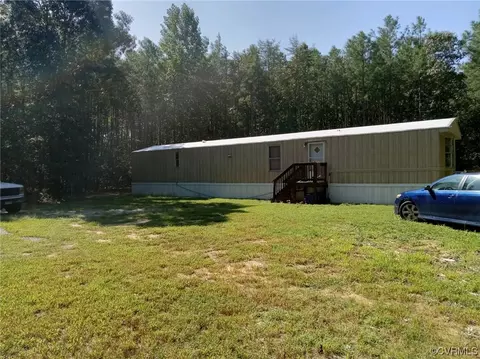 1019 Globe Rd, Aylett, VA 23009