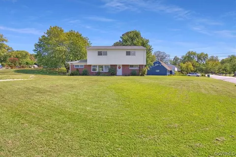 9140 Farmington Dr, Henrico, VA 23229