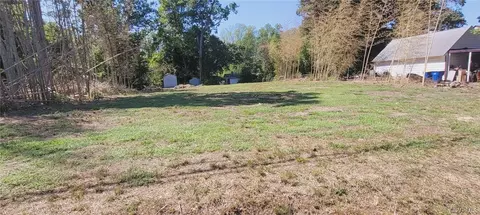 8918-8920 Perrymont Rd, Chesterfield, VA 23237