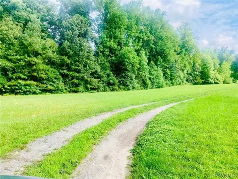 258 Twin Pine Rd, Sandston, VA 23150