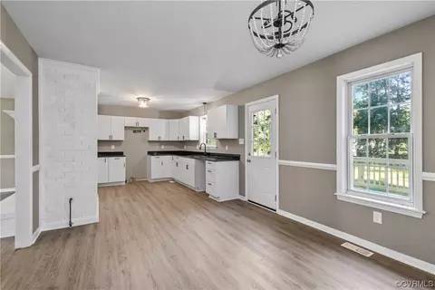 17545 Interstate Ln, Dewitt, VA 23840 photo 10
