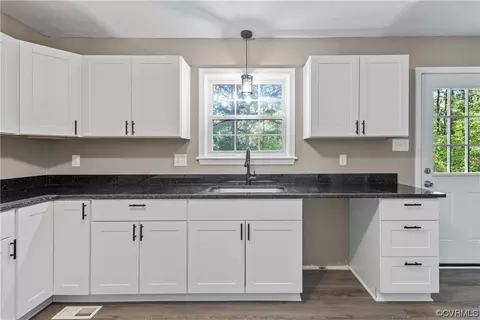 17545 Interstate Ln, Dewitt, VA 23840 photo 9