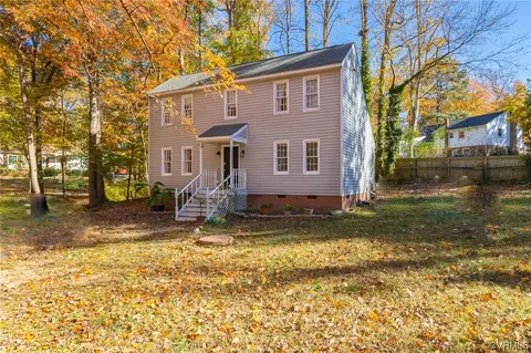 11701 Deerhurst Dr, Midlothian, VA 23113