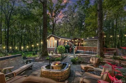 5911 Cartersville Rd, New Canton, VA 23123