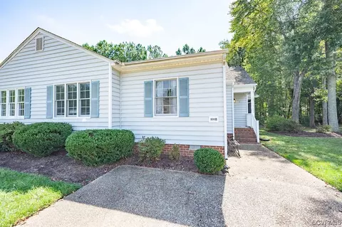 800 Fort Hayes Ct #B, Petersburg, VA 23805