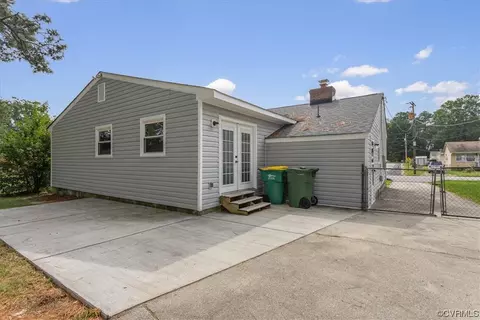2909 Pickett St, Hopewell, VA 23860