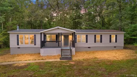 10770 Winchester Dr, Amelia Court House, VA 23002