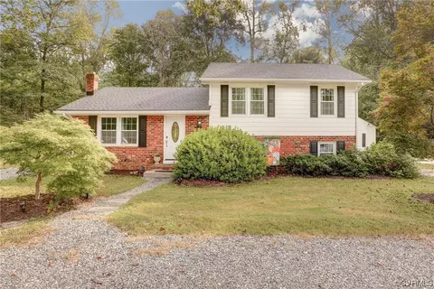 6723 Cherry Rd, Quinton, VA 23141