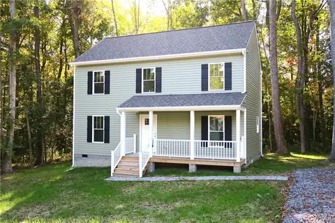 16208 Pauline Ave, Chester, VA 23831