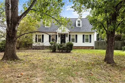 1811 Meadow Farm Dr, North Chesterfield, VA 23225