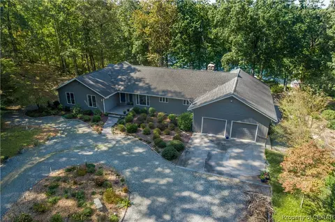 952 Wilton Creek Rd, Hartfield, VA 23071