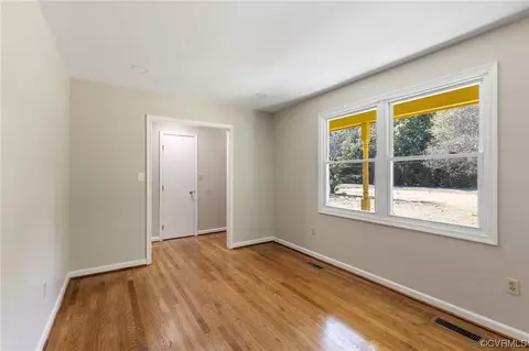 4807 Olgers Rd, Sutherland, VA 23885 photo 6