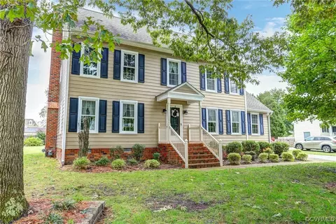 9146 Cool Autumn Dr, Mechanicsville, VA 23116