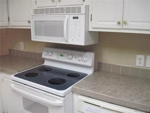 13600 Hidden Dr, Lanexa, VA 23089 photo 11