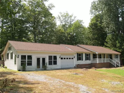 13600 Hidden Dr, Lanexa, VA 23089 photo 2
