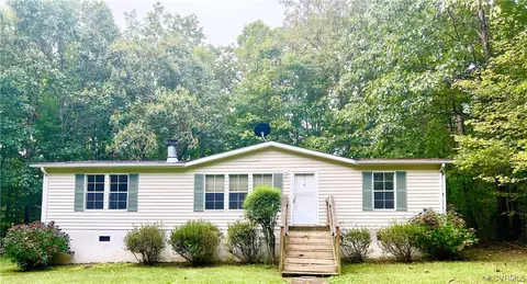 4382 Glenmore Rd, Scottsville, VA 24590
