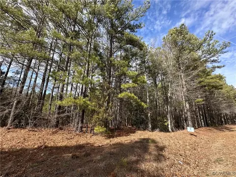 14500 N Ivey Mill Rd, Chesterfield, VA 23838