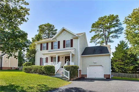 9740 Willow Glen Ln, Richmond, VA 23228