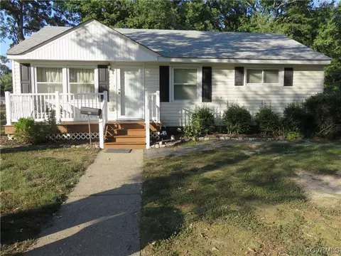 202 Wootton Rd, Sandston, VA 23150
