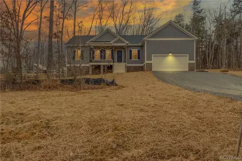 3740 Boundary Run Rd, Gum Spring, VA 23065