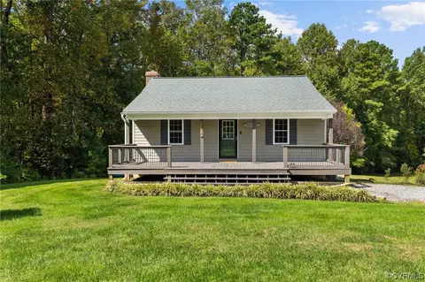 12520 Toms Half Acre Dr, Rockville, VA 23146
