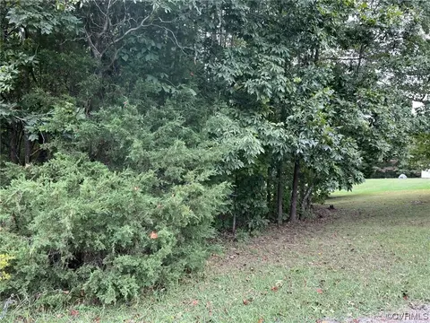 17118 Thomas Ln, Montpelier, VA 23192