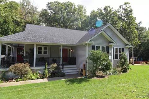 206 Forest Cv, Aylett, VA 23009