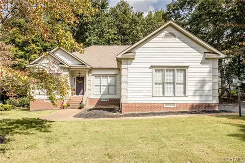 6304 Arbor Banks Ter, Chester, VA 23831
