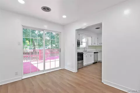 8549 Sutherland Rd, Richmond, VA 23236 photo 11
