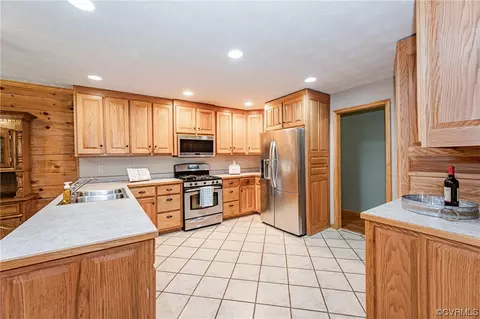 1786 Lightning Ridge Rd, Lanexa, VA 23089 photo 13