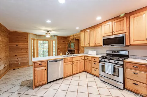 1786 Lightning Ridge Rd, Lanexa, VA 23089 photo 14