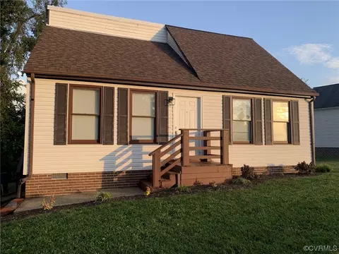 11113 Timonium Dr, Chester, VA 23831