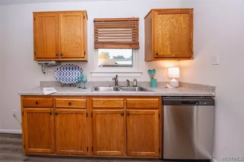 191 E Cedar Fork Rd, Richmond, VA 23223 photo 10