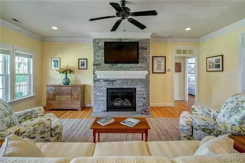 236 Eubank Landing Rd, Topping, VA 23169 photo 10