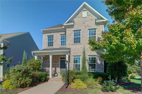 16600 Gossamer Dr, Moseley, VA 23120