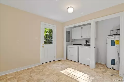 2420 Oakengate Ln, Midlothian, VA 23113 photo 12