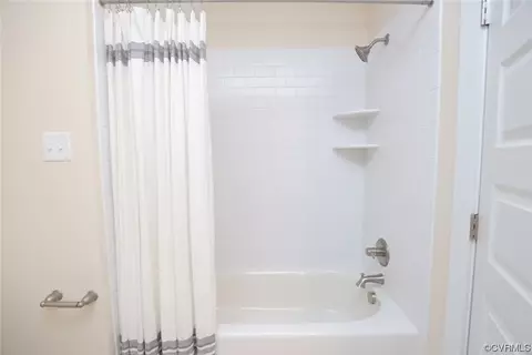 Bath - 9225 E Patrick Henry Rd, Ashland, VA 23005 photo 5 of 8