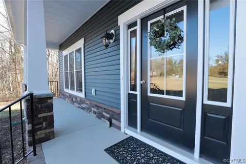Exterior - 9225 E Patrick Henry Rd, Ashland, VA 23005 photo 2 of 9